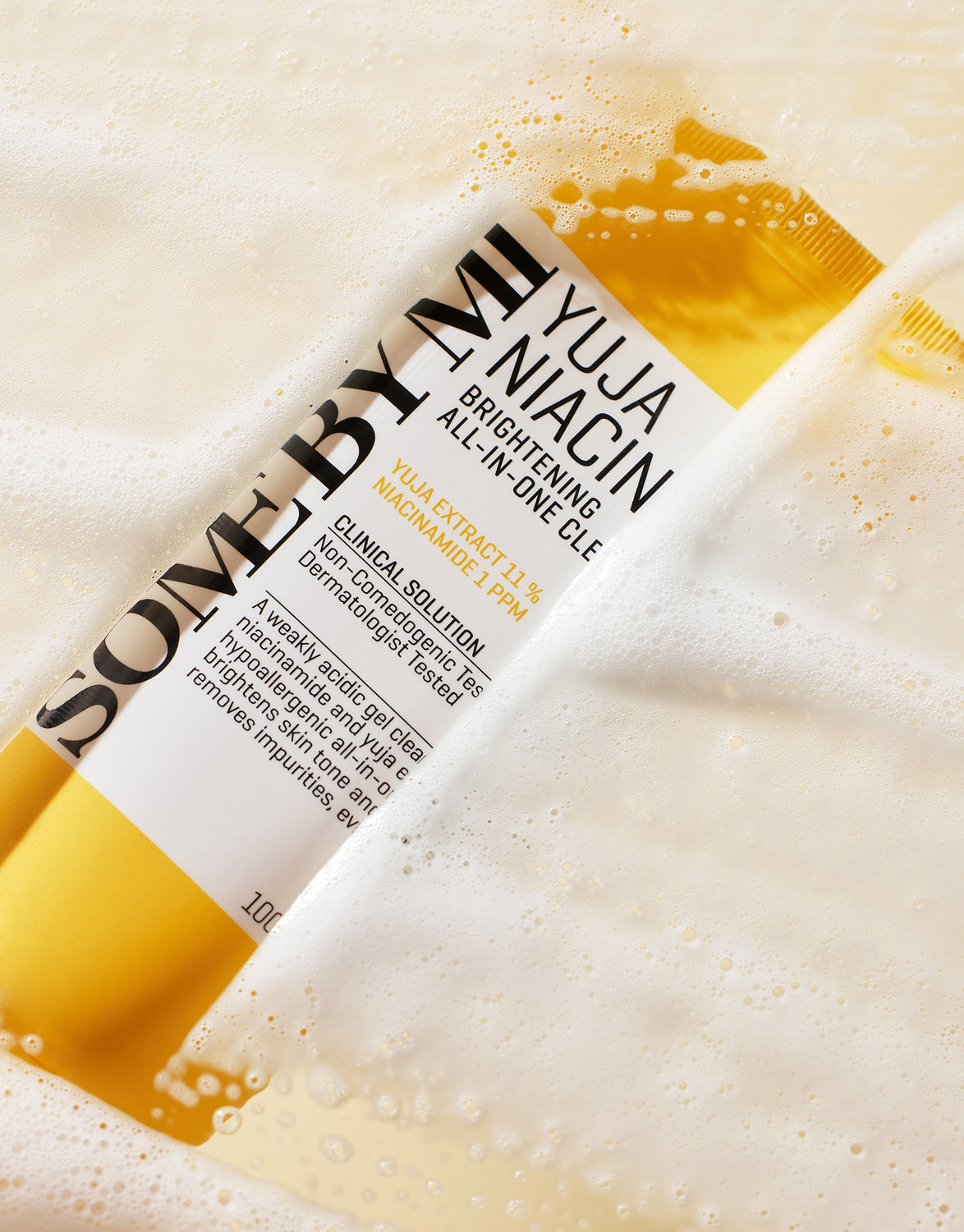 SOME BY MI Yuja Niacin Brightening All-In-One Cleanser 100ml