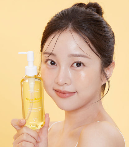 VT Glutathione Glow Cleansing Oil 200ml