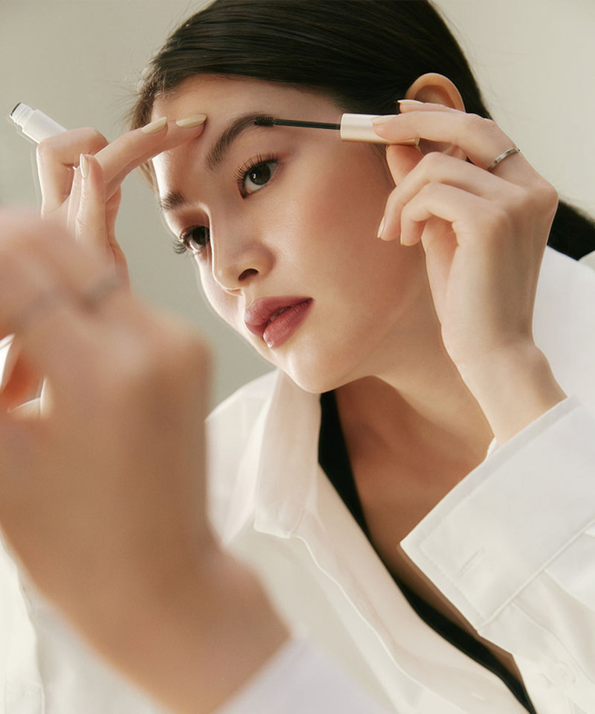 hince Signature Brow Shaper