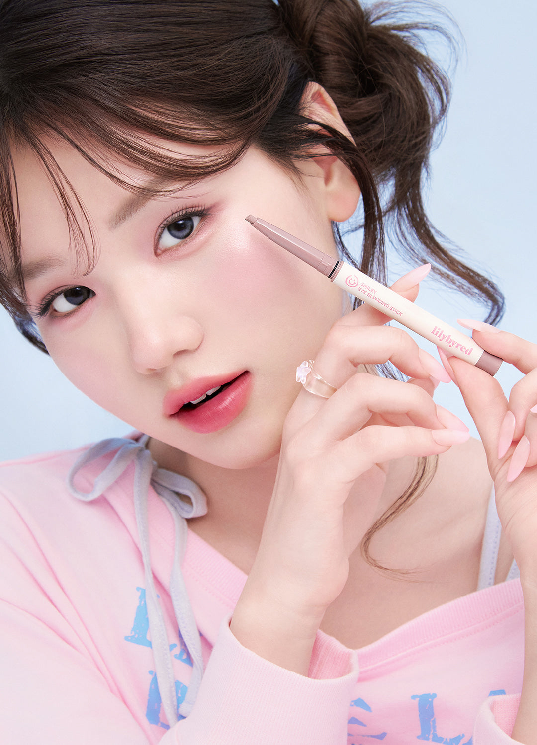 lilybyred Smiley Eye Blending Stick