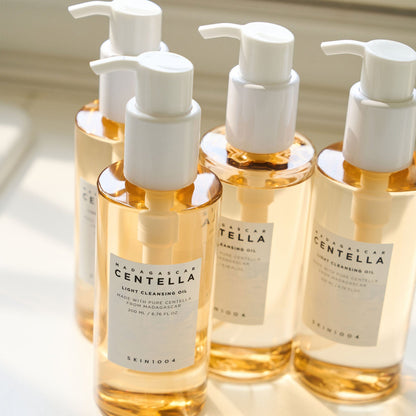 SKIN1004 Madagascar Centella Light Cleansing Oil Mini 30ml