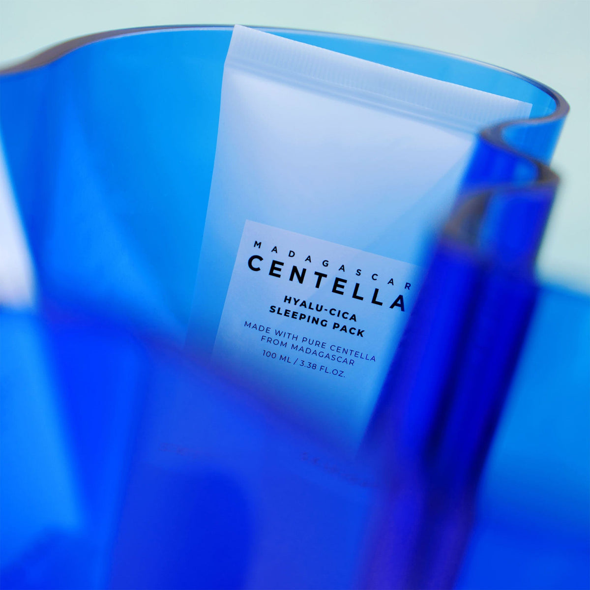 SKIN1004 Madagascar Centella Hyalu-Cica Sleeping Pack Mini 30ml