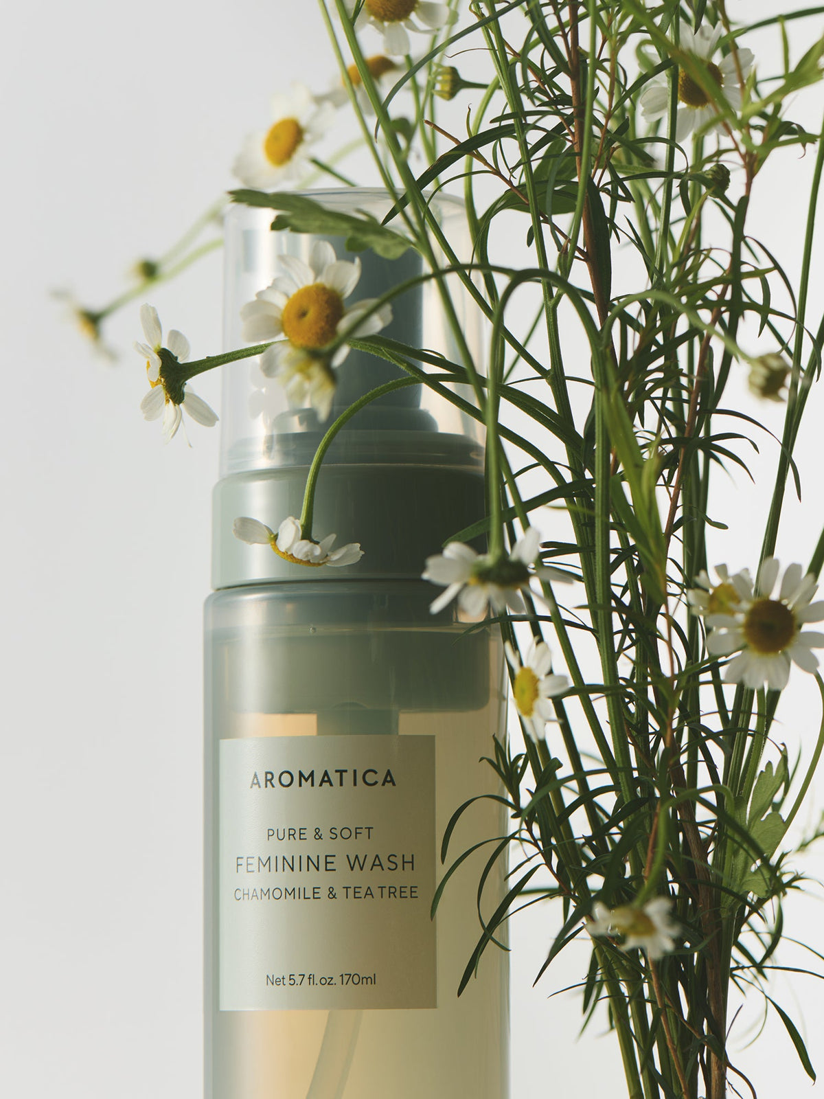 AROMATICA Pure & Soft Feminine Wash Chamomile & Tea Tree 170ml